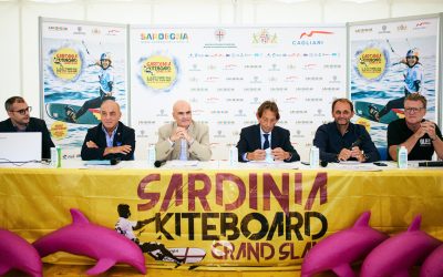 Cagliari accoglie le KiteFoil World Series: domani scatta il Sardinia Grand Slam